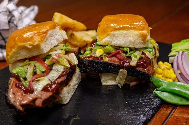 BBQ Crunch brisket slider